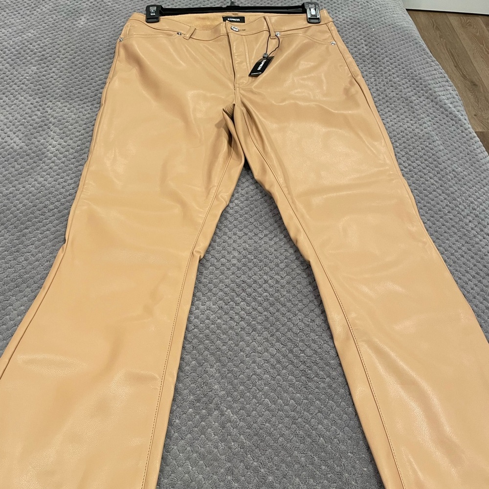 Tan High waisted jeans